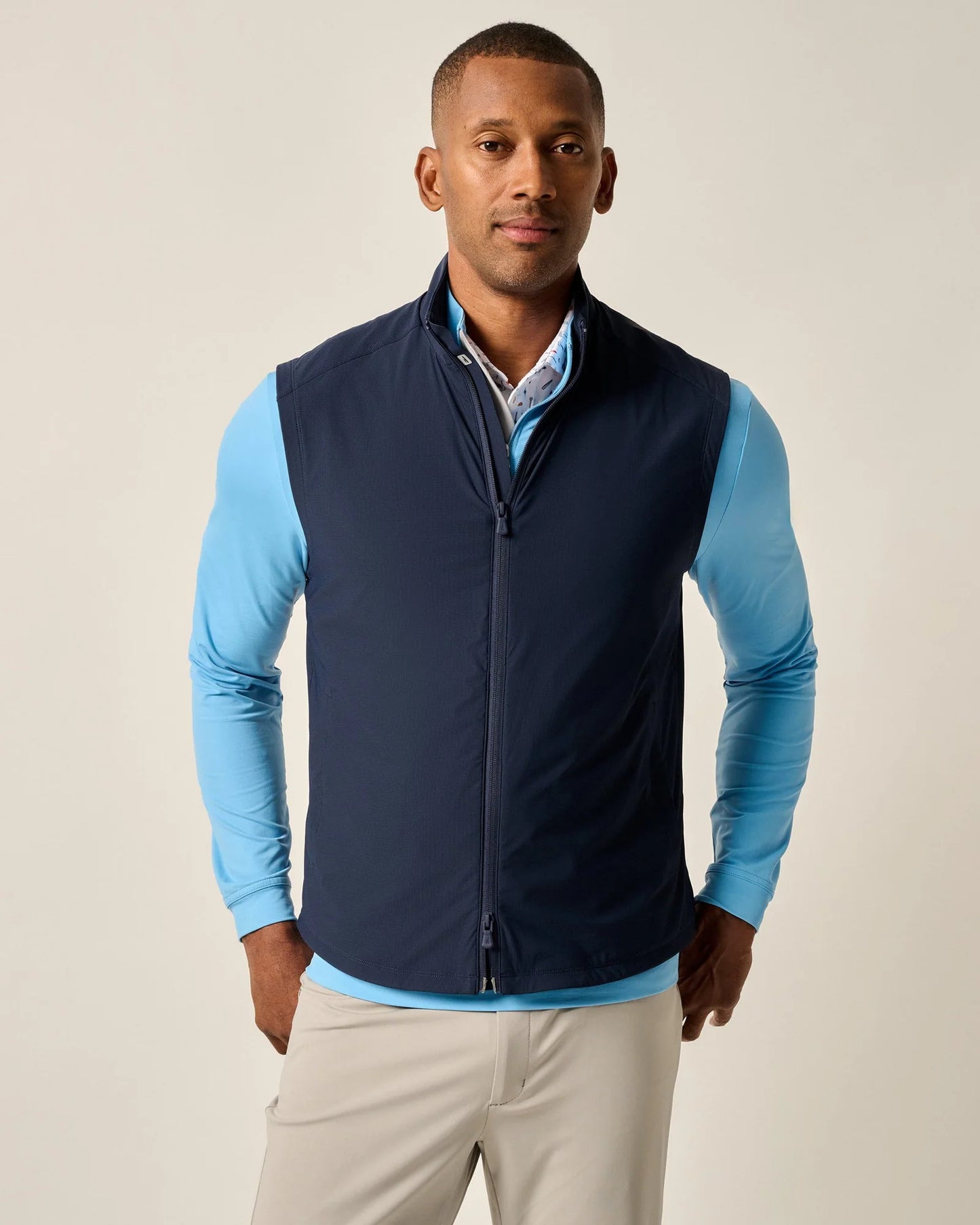 johnnie-O Zimmer Featherweight Performance Vest- Navy