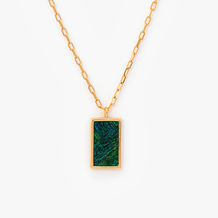 BRACKISH COOL WATER PENDANT NECKLACE