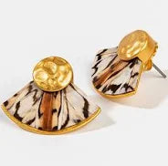 BRACKISH GAILEY STUD EARRING