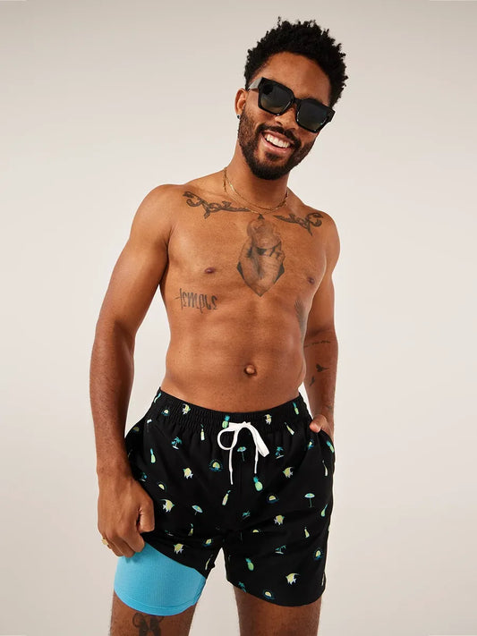 Chubbies The Beach Essentials Lined Classic Swim Trunk, Black Icon