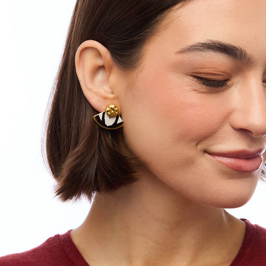 BRACKISH GREYBULL STUD EARRING