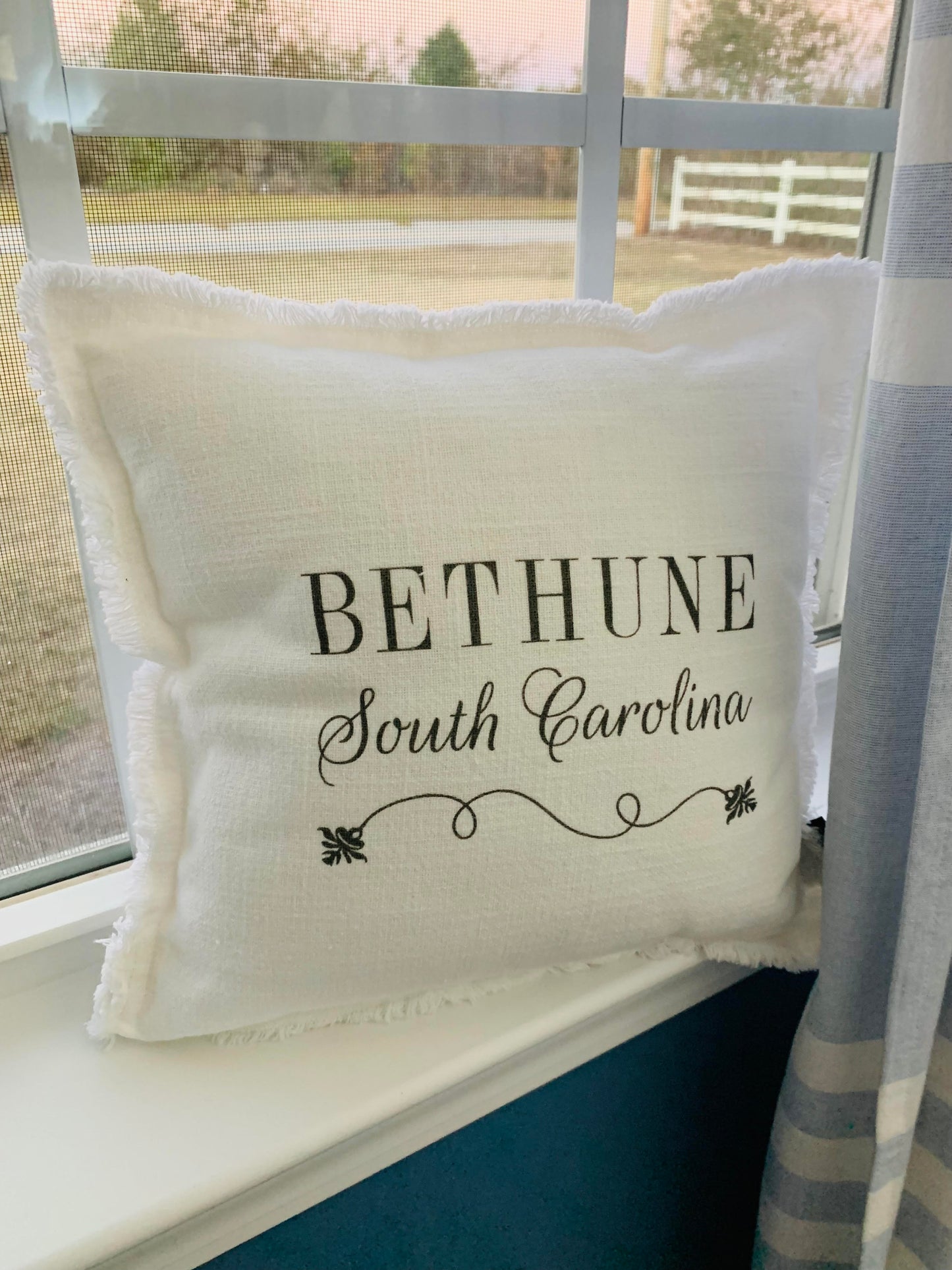 Bethune Pillow